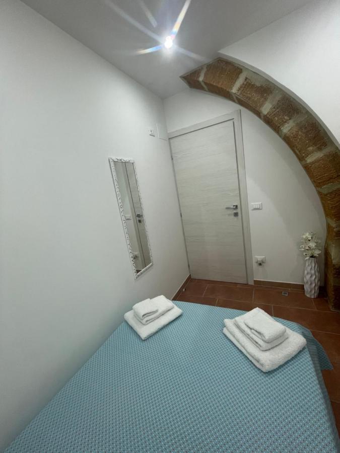 L'Arco Di Athena Villa Сиракуза Екстериор снимка