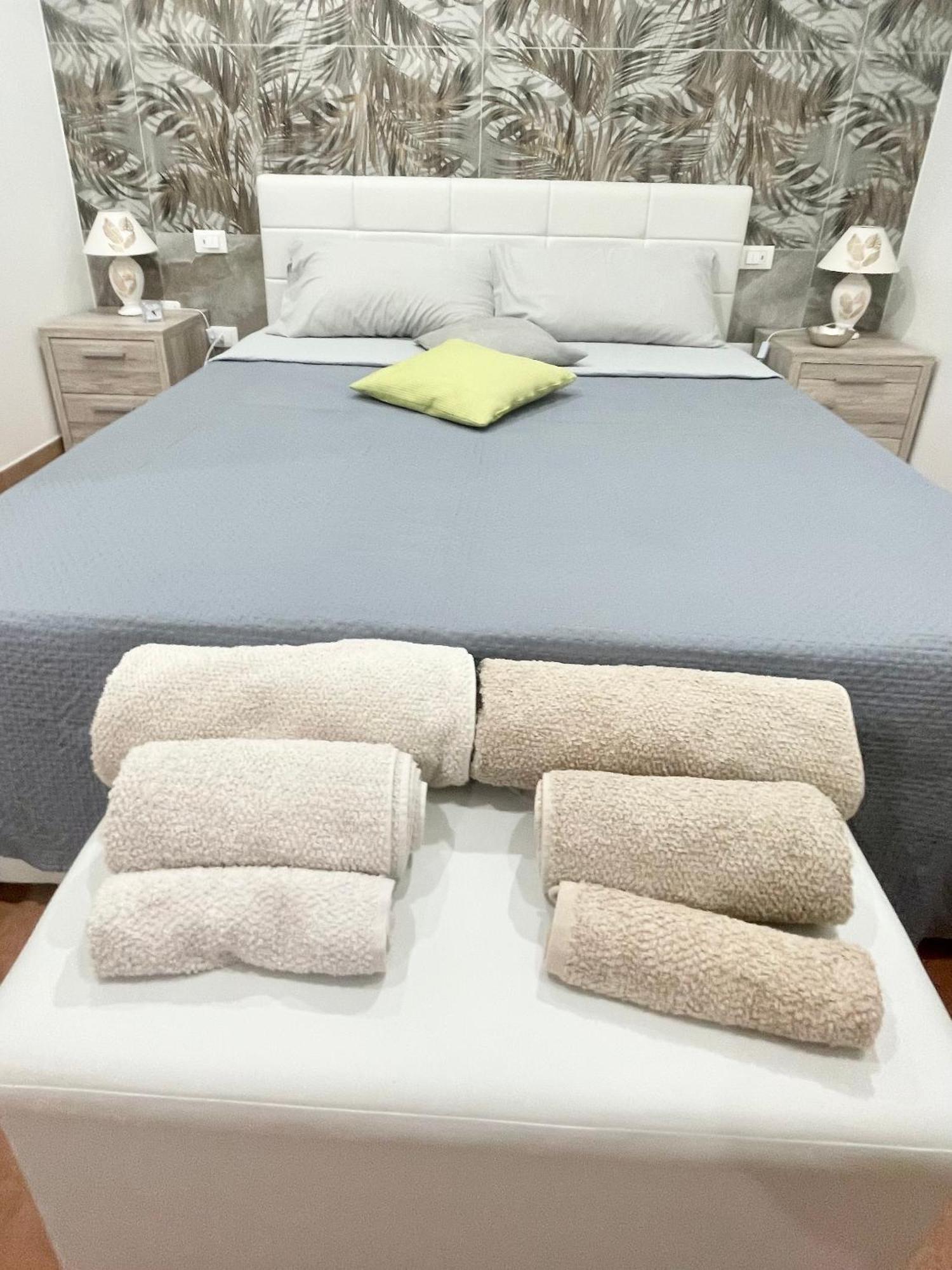 L'Arco Di Athena Villa Сиракуза Екстериор снимка